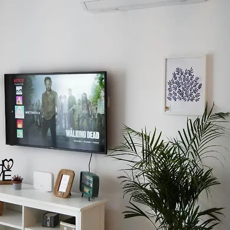 公寓 Rachel By The Pool