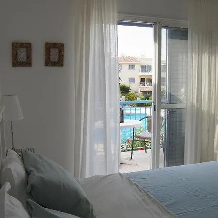 Rachel By The Pool Lejlighed *