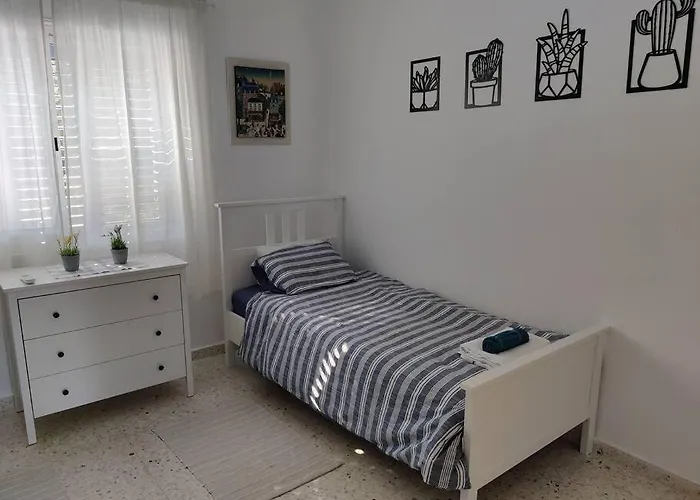 Διαμέρισμα Rachel By The Pool Πάφος